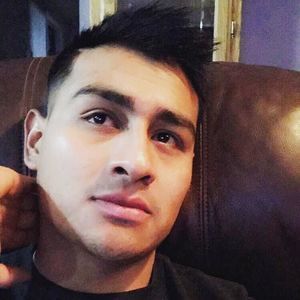 Meet your Posher, Roberto